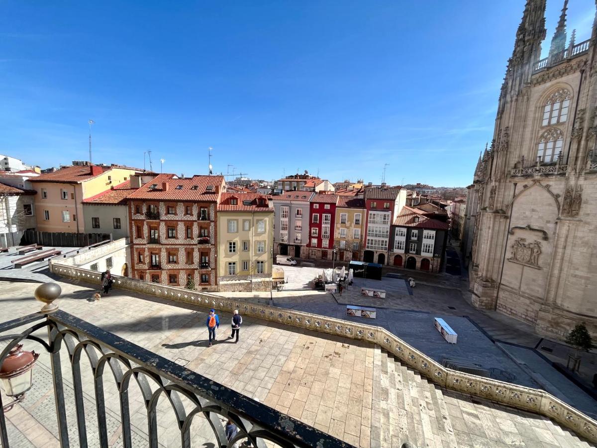 Atuaire Home Balcon Con Vistas A La Catedral De Burgo Zewnętrze zdjęcie
