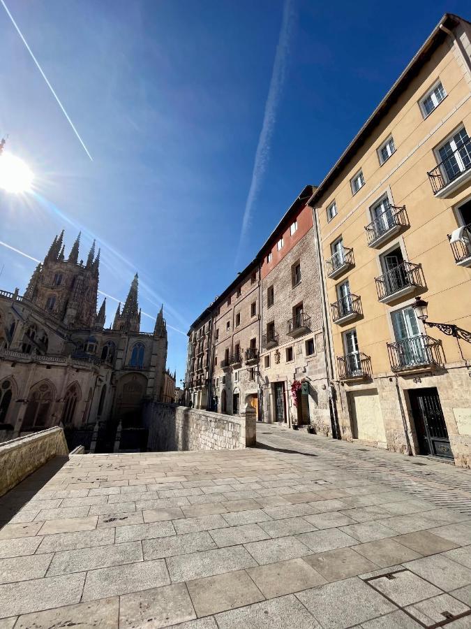 Atuaire Home Balcon Con Vistas A La Catedral De Burgo Zewnętrze zdjęcie