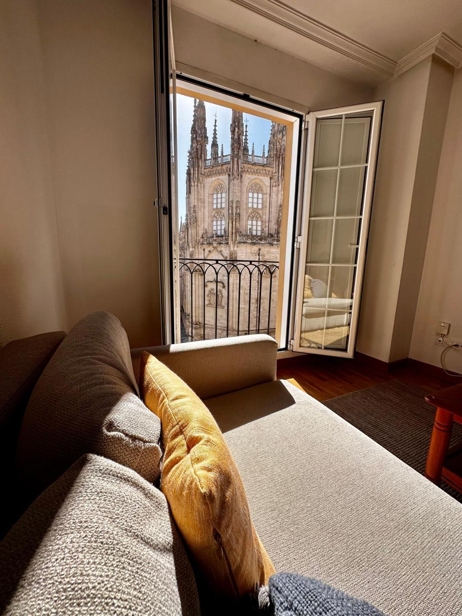 Atuaire Home Balcon Con Vistas A La Catedral De Burgo Zewnętrze zdjęcie